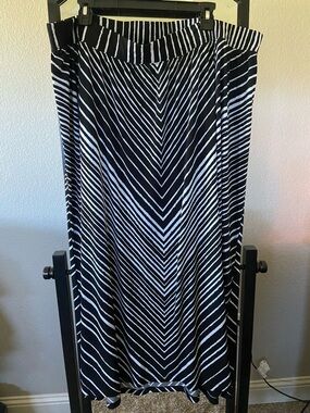 Catherines Black and White Chevron Maxi Skirt